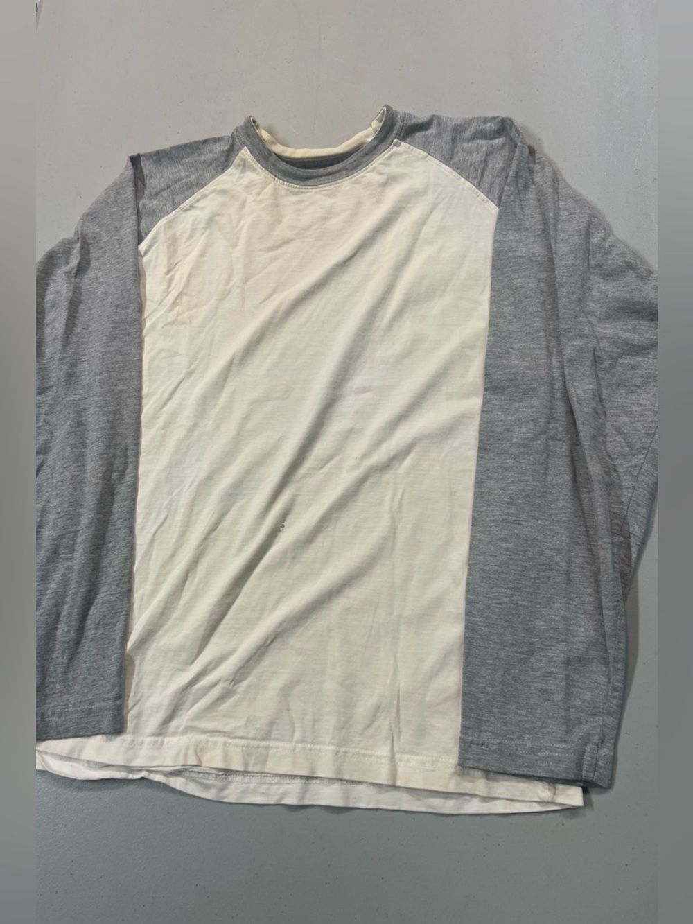 Ferrucci Originals Raglan Shirt Men’s Medium Gray White Long Sleeve Distressed